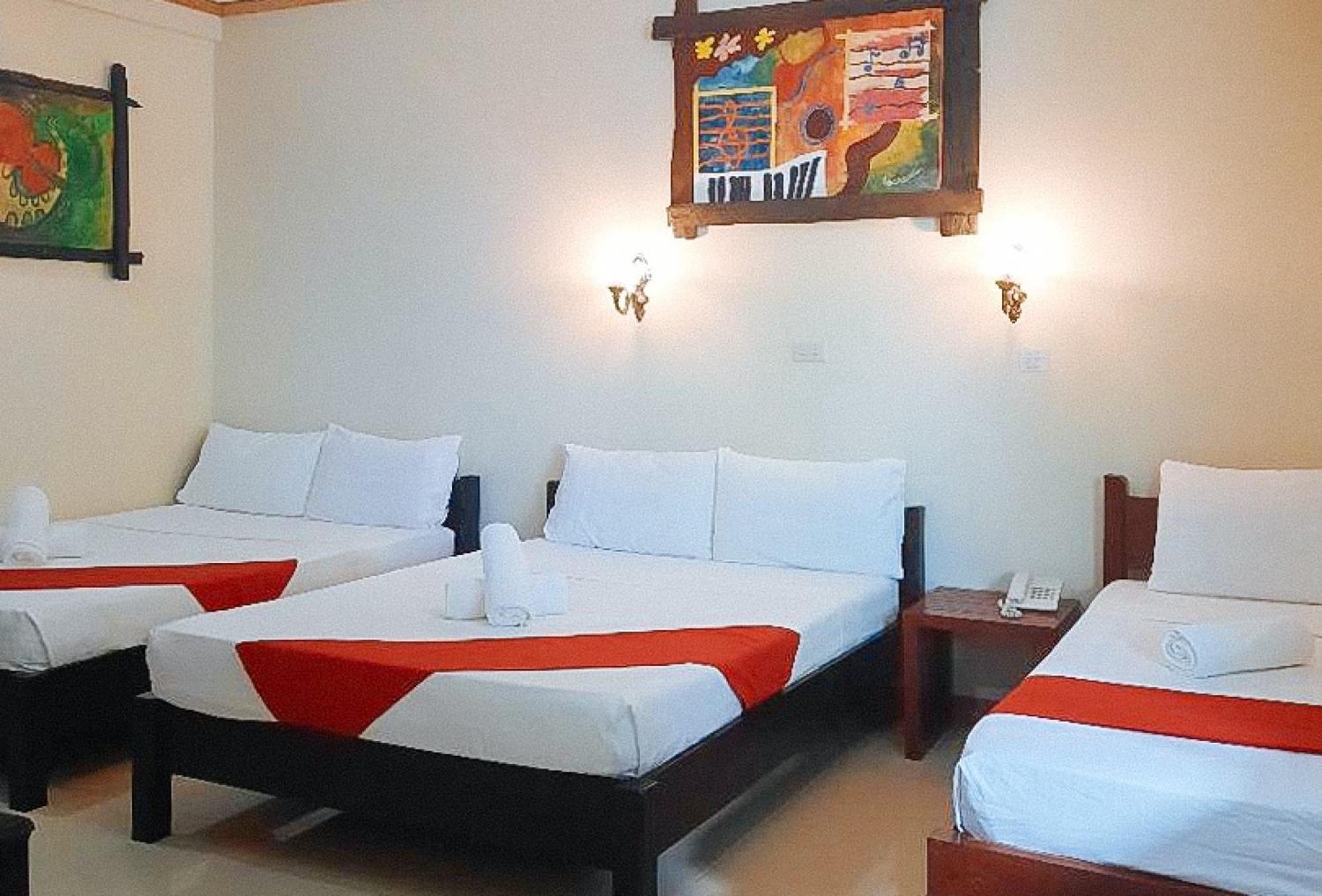 Reddoorz At New Casamila Hotel Palawan Puerto Princesa Luaran gambar
